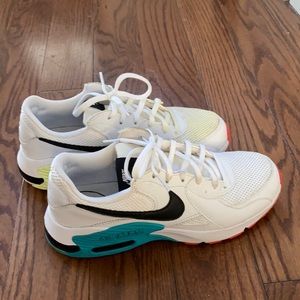 Women Nike Excee Air Max